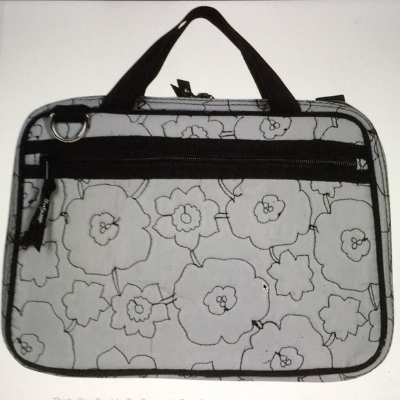 thirty-one Handbags - THIRTY ONE COSMETIC TOILETRY TRAVEL ZIP TOTE